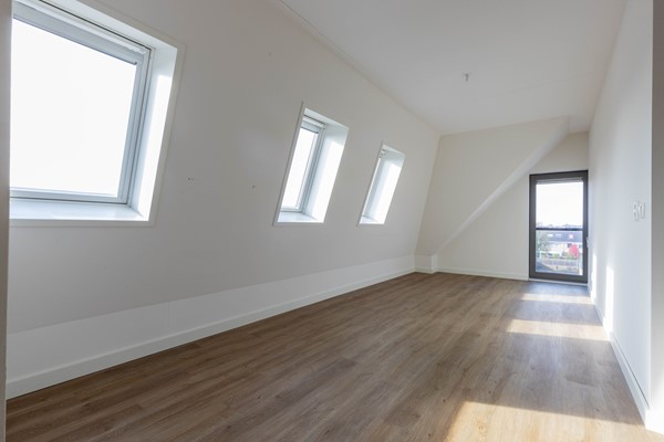 Medium property photo - Leliestraat 13B, 2371 NB Roelofarendsveen